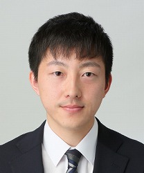 中山一秀